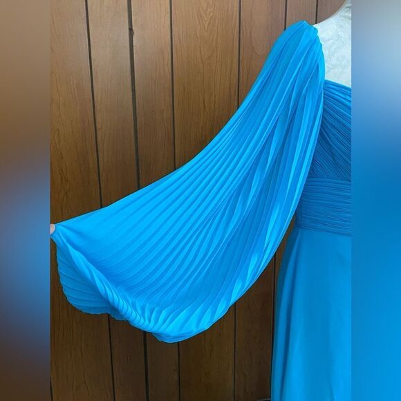 Badgley Mischka Pleated Bodice Plunge Evening Gown size 8 - Picture 7 of 16